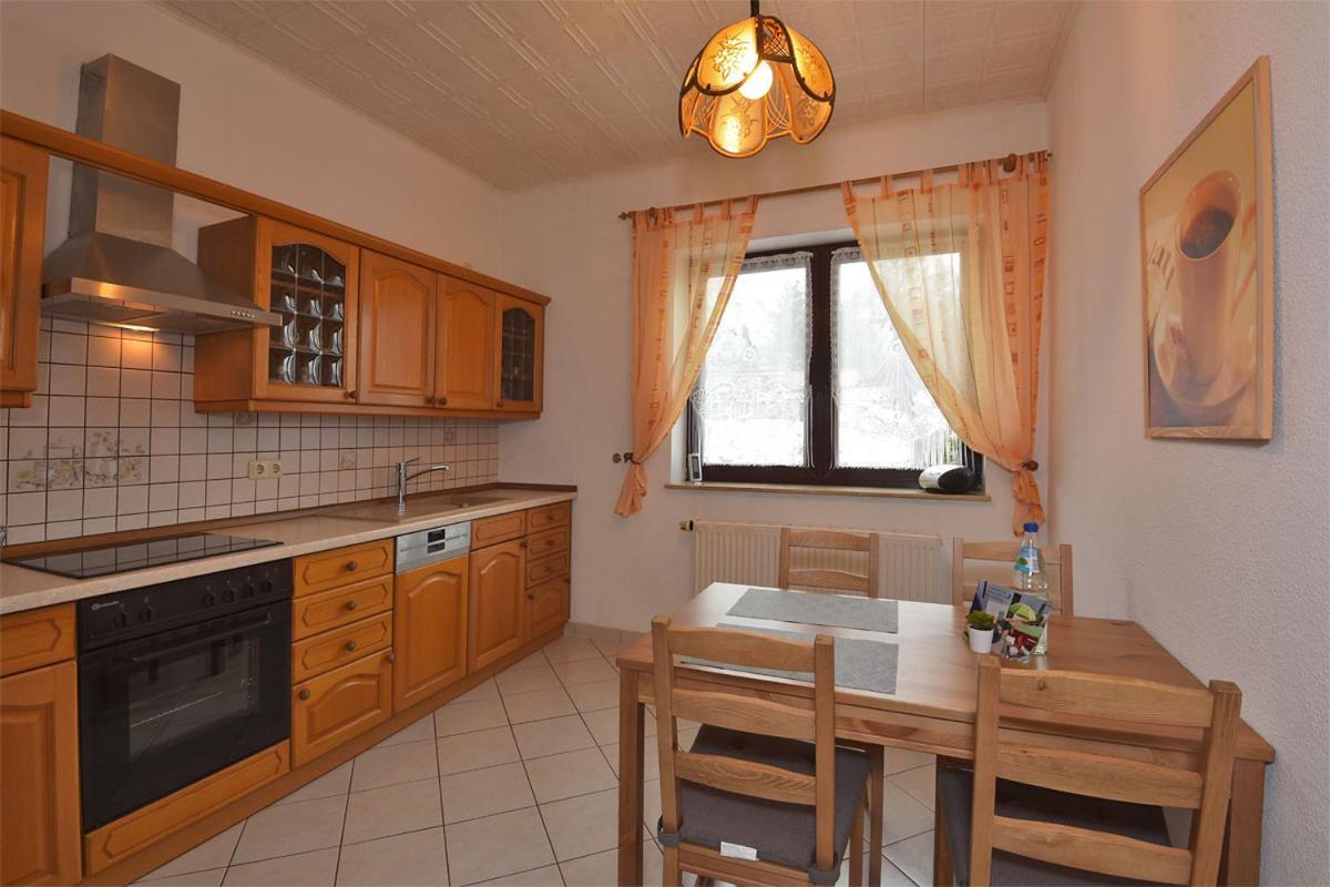 Ferienwohnung Schmalkalden am Radwanderweg Exterior foto